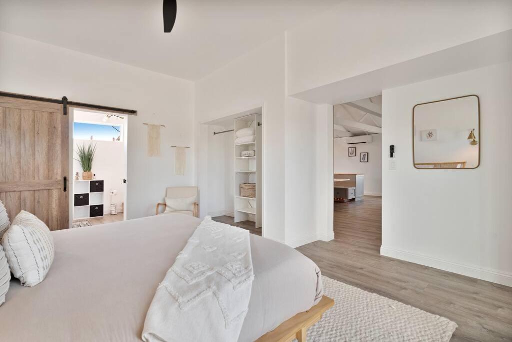 Beautiful Newly Remodeled Home, Near Jt Park Joshua Tree Exterior photo